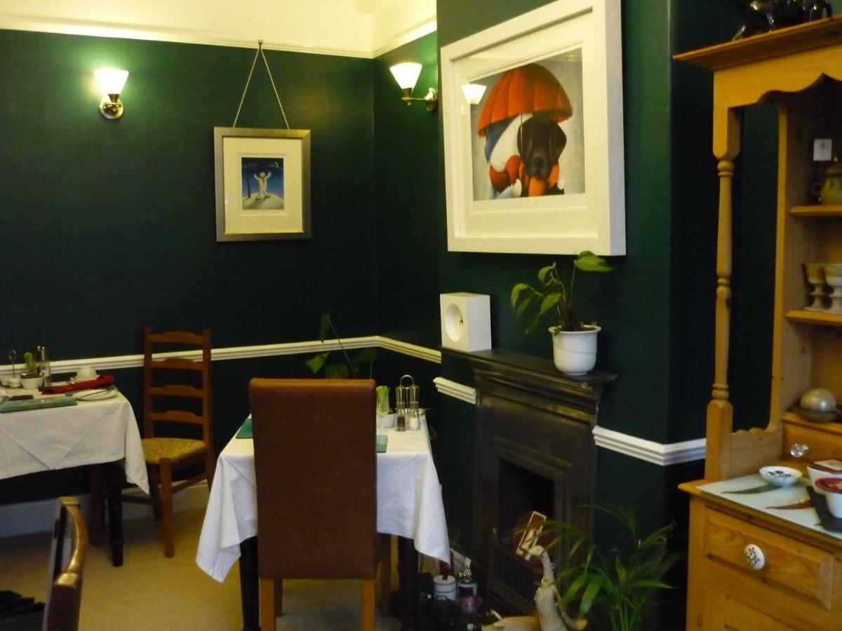 Alpine Lodge Guest House バクストン エクステリア 写真